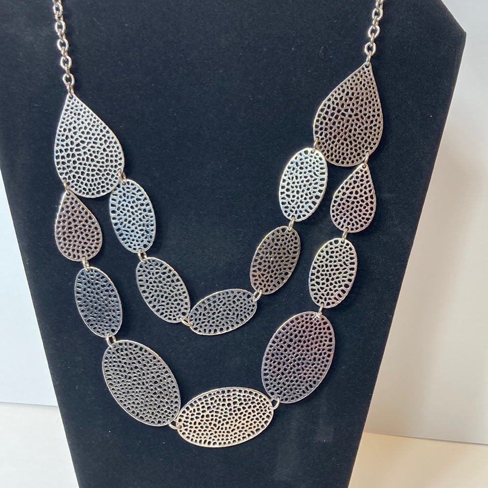 Punched Hole Silver Tone 18"  3" Extender Necklace Multi Tier Teardrop O…